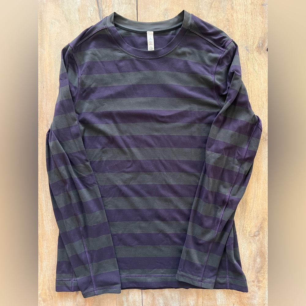 3/$90 lululemon athletica longsleeve sweater